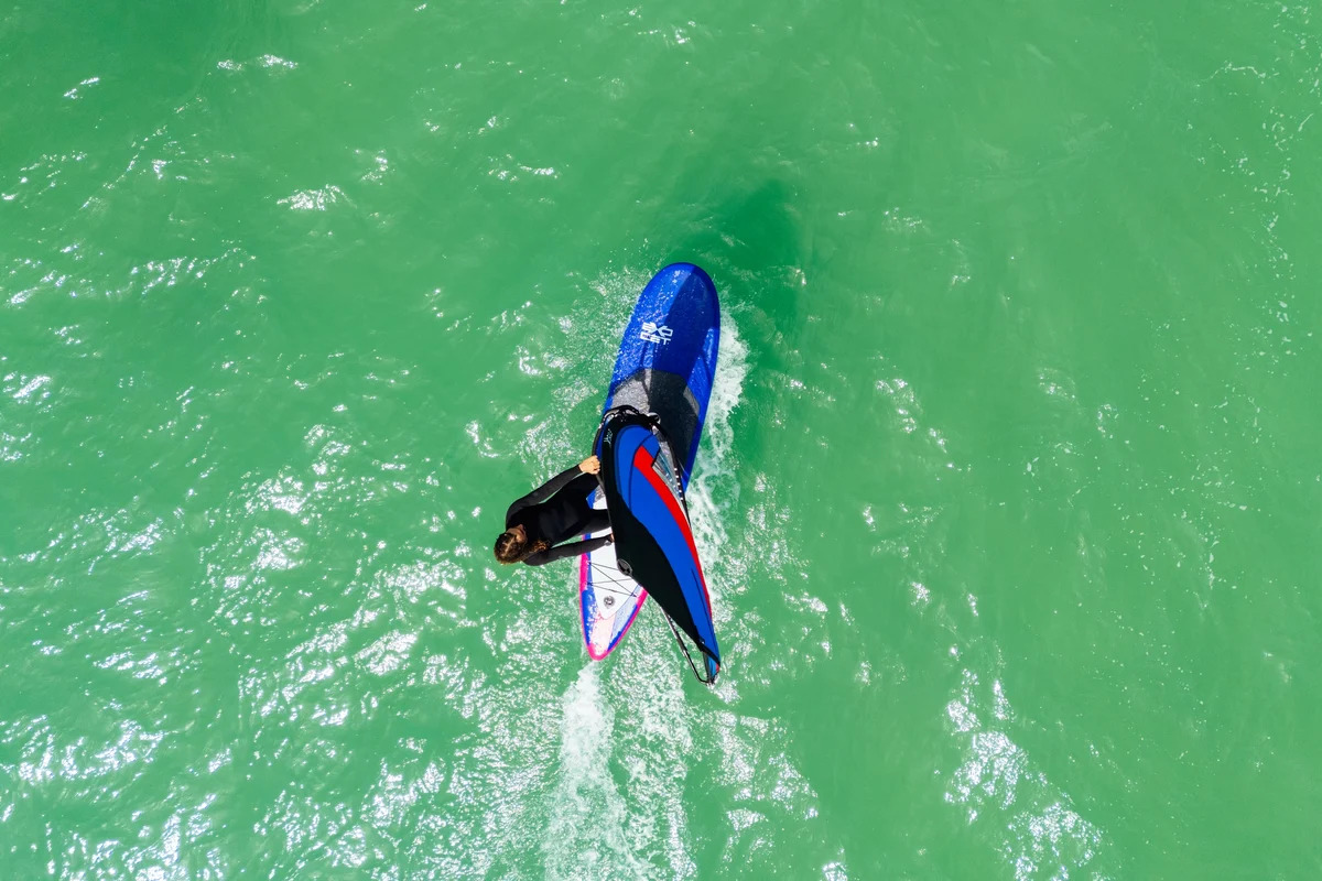 Glide That Carries